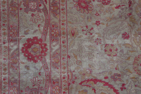 Antique Sivas Area Rug (7' x 10')